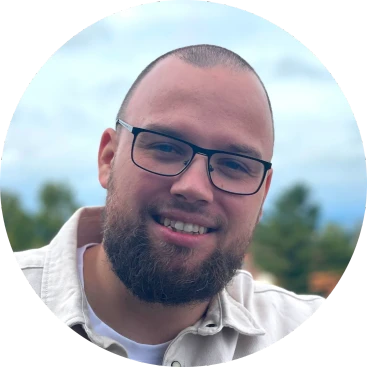 Portrait image of Fabian Letsch